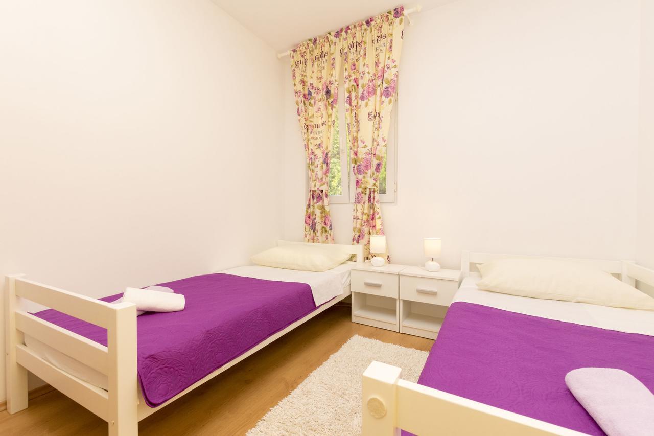 Apartment Petea Omiš Extérieur photo