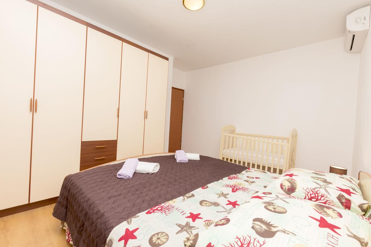 Apartment Petea Omiš Extérieur photo